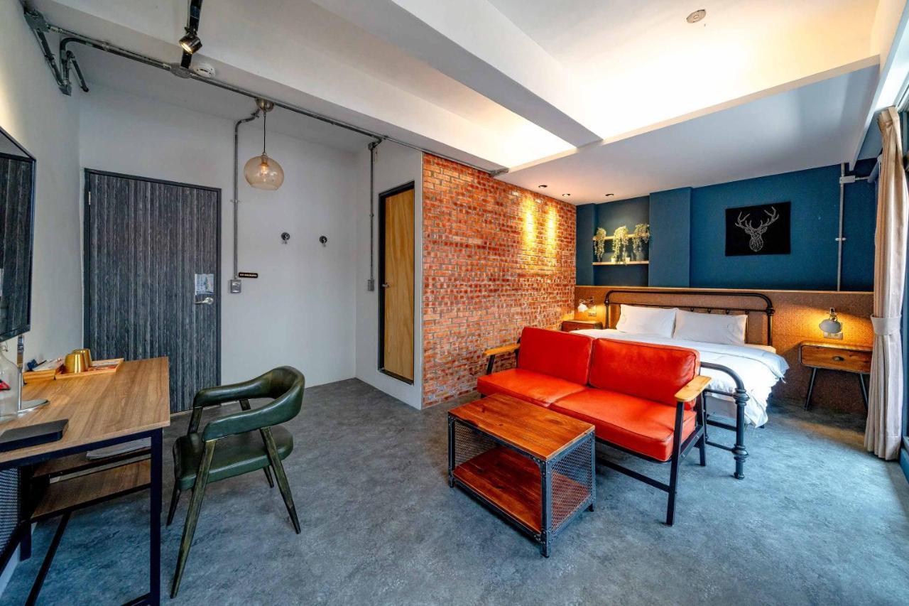 Blue House Homestay Хуалиен Сити Екстериор снимка