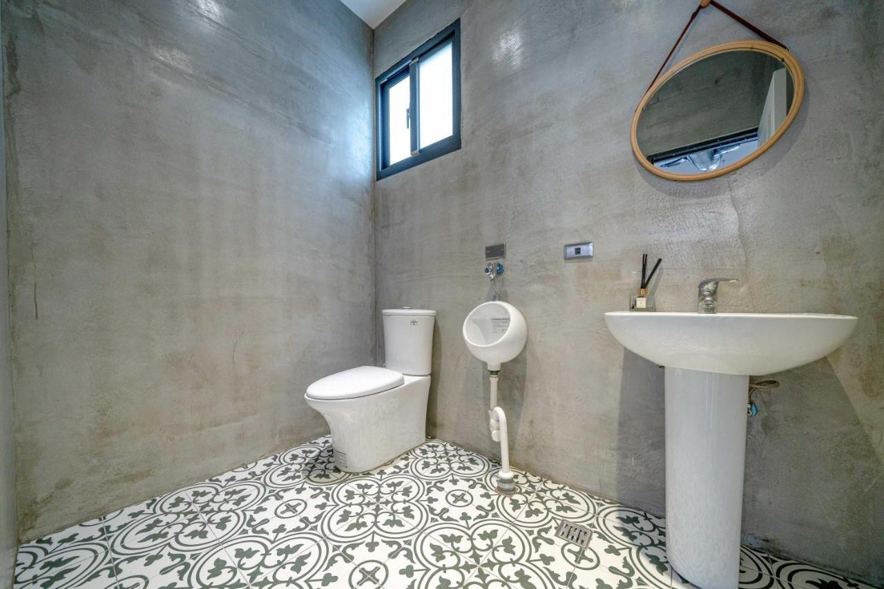 Blue House Homestay Хуалиен Сити Екстериор снимка