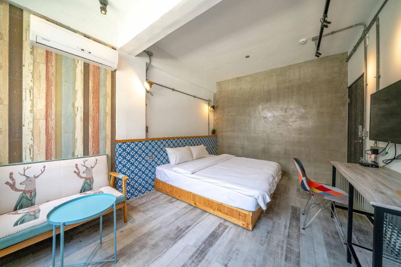 Blue House Homestay Хуалиен Сити Екстериор снимка