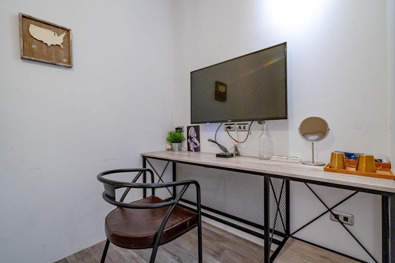 Blue House Homestay Хуалиен Сити Екстериор снимка